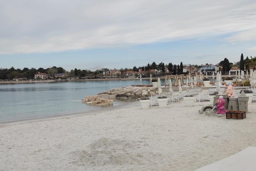 Modern Apartment In Poreč Kültér fotó
